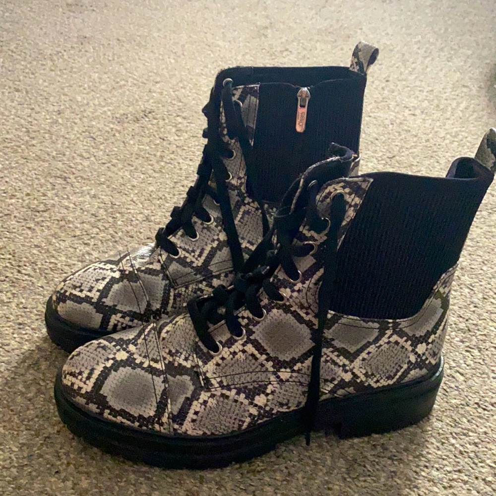 Circus Sam Edelman Croc Boots 9 1/2